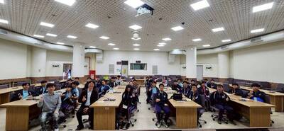 114/12/04(四)臺中市立東山高級中學蒞校參訪圖片